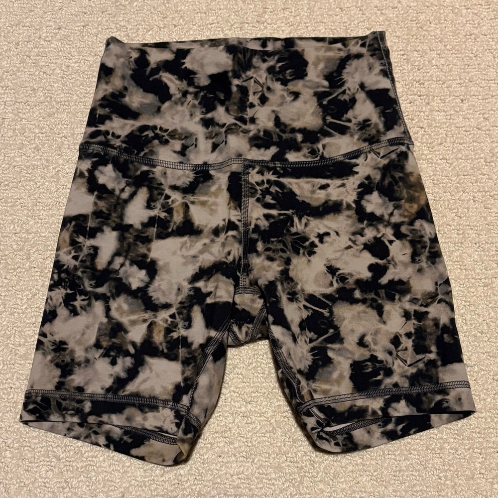 lululemon align high rise Tie-Dye Bike Shorts